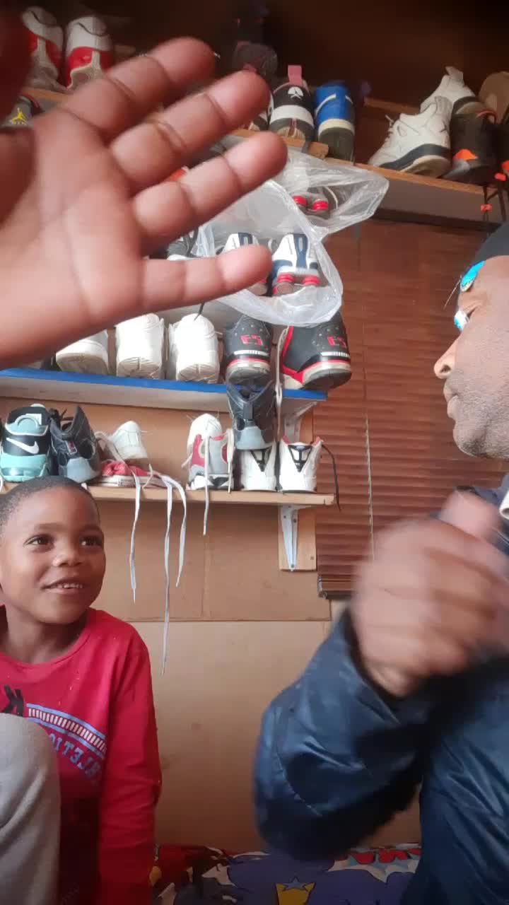 @nolinnoakes.