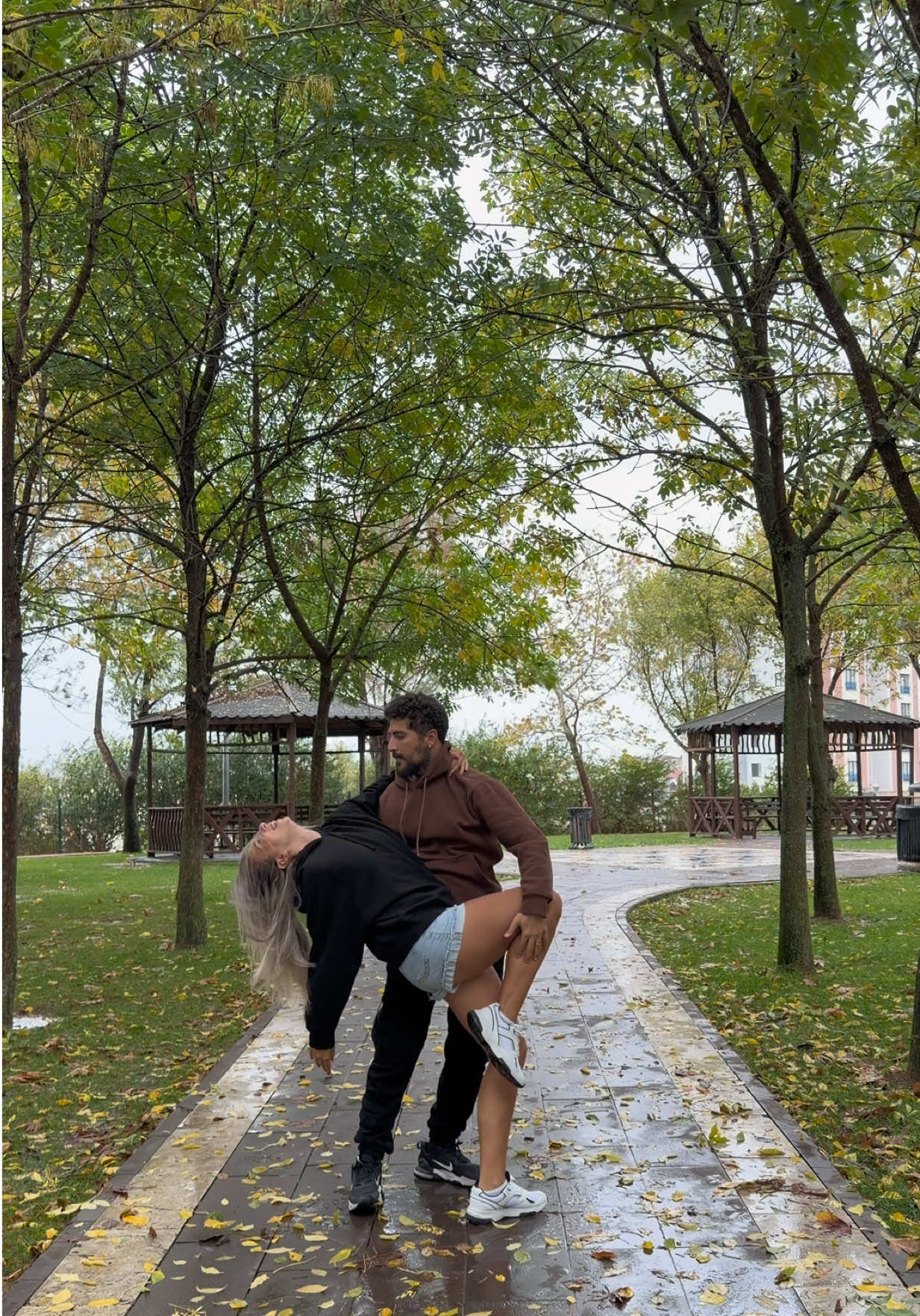 @Bir &Ccedil;ift Can