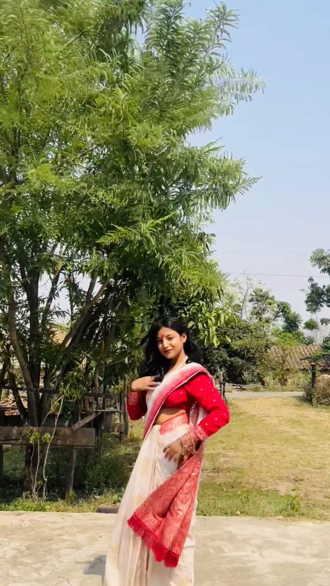 @एलिना
