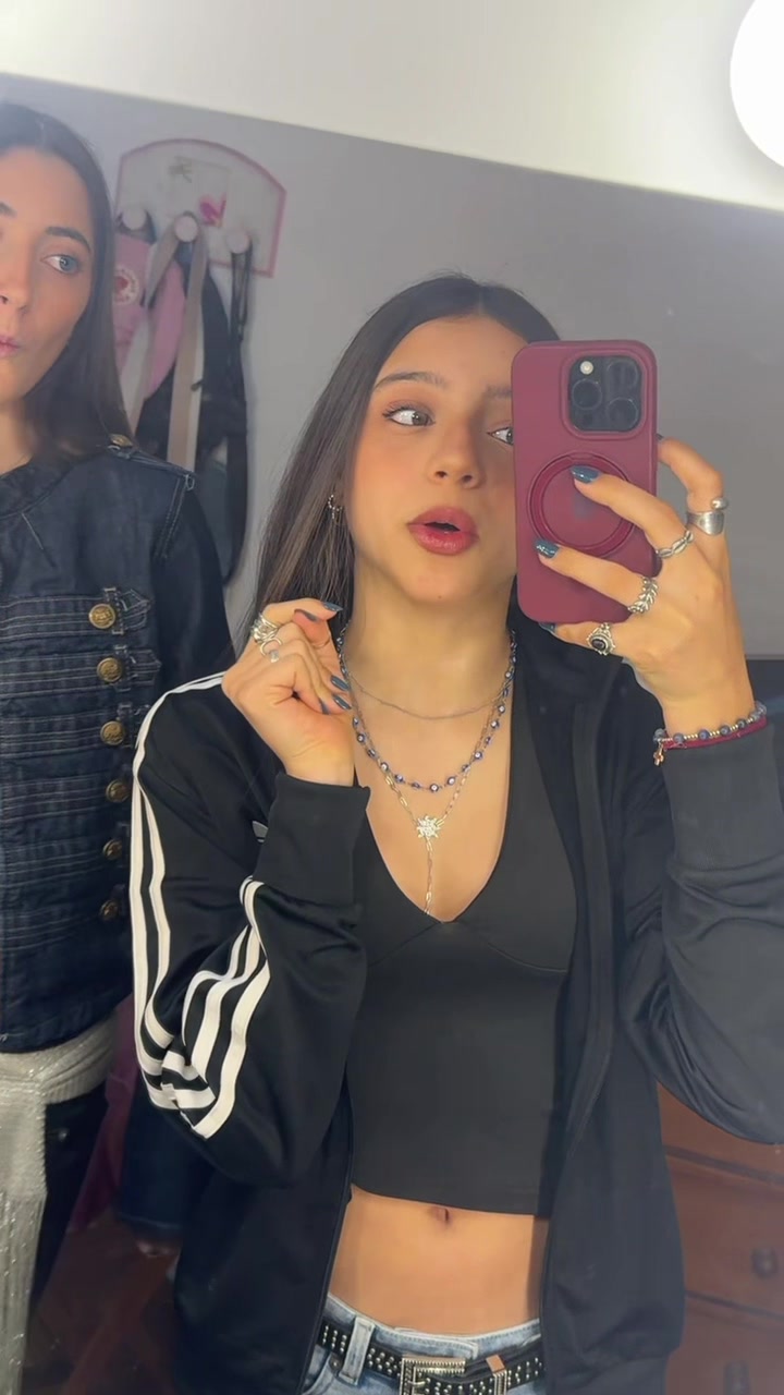 @Vicky💋💋