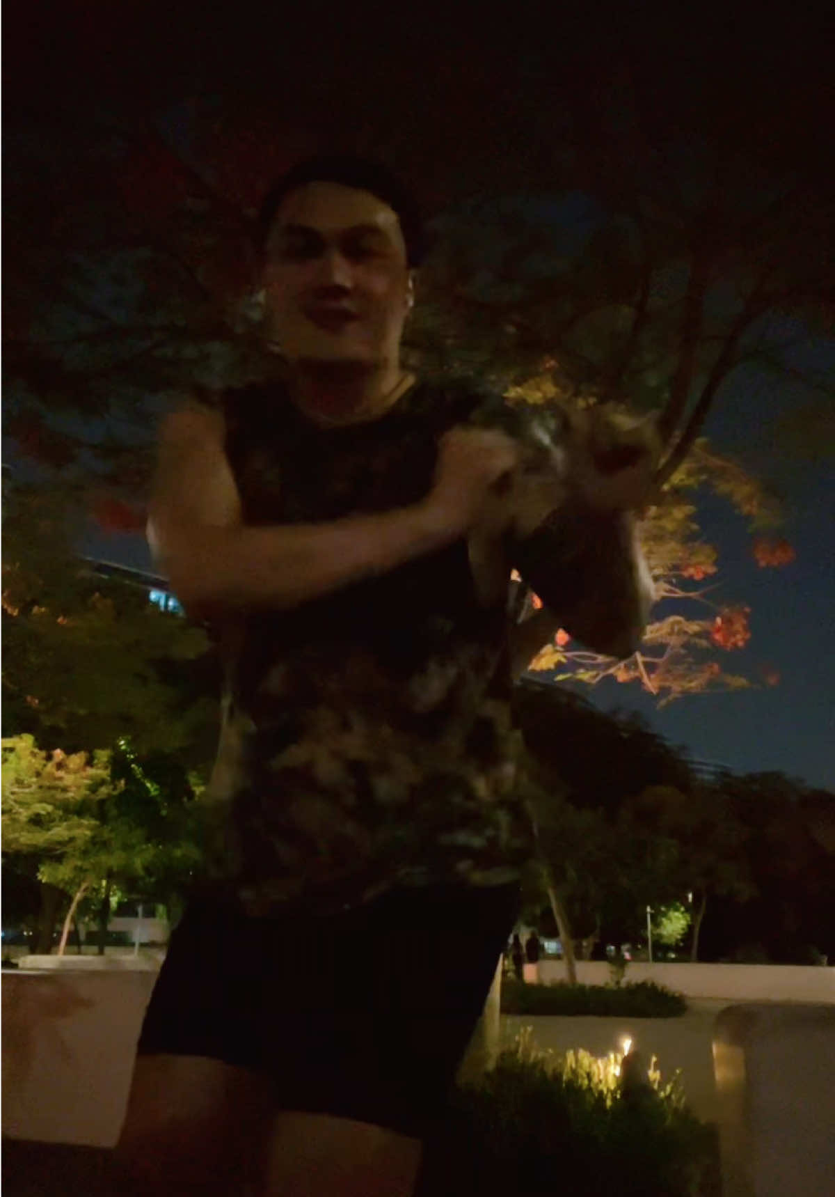 @Cʜ🅰️ɴO👑
