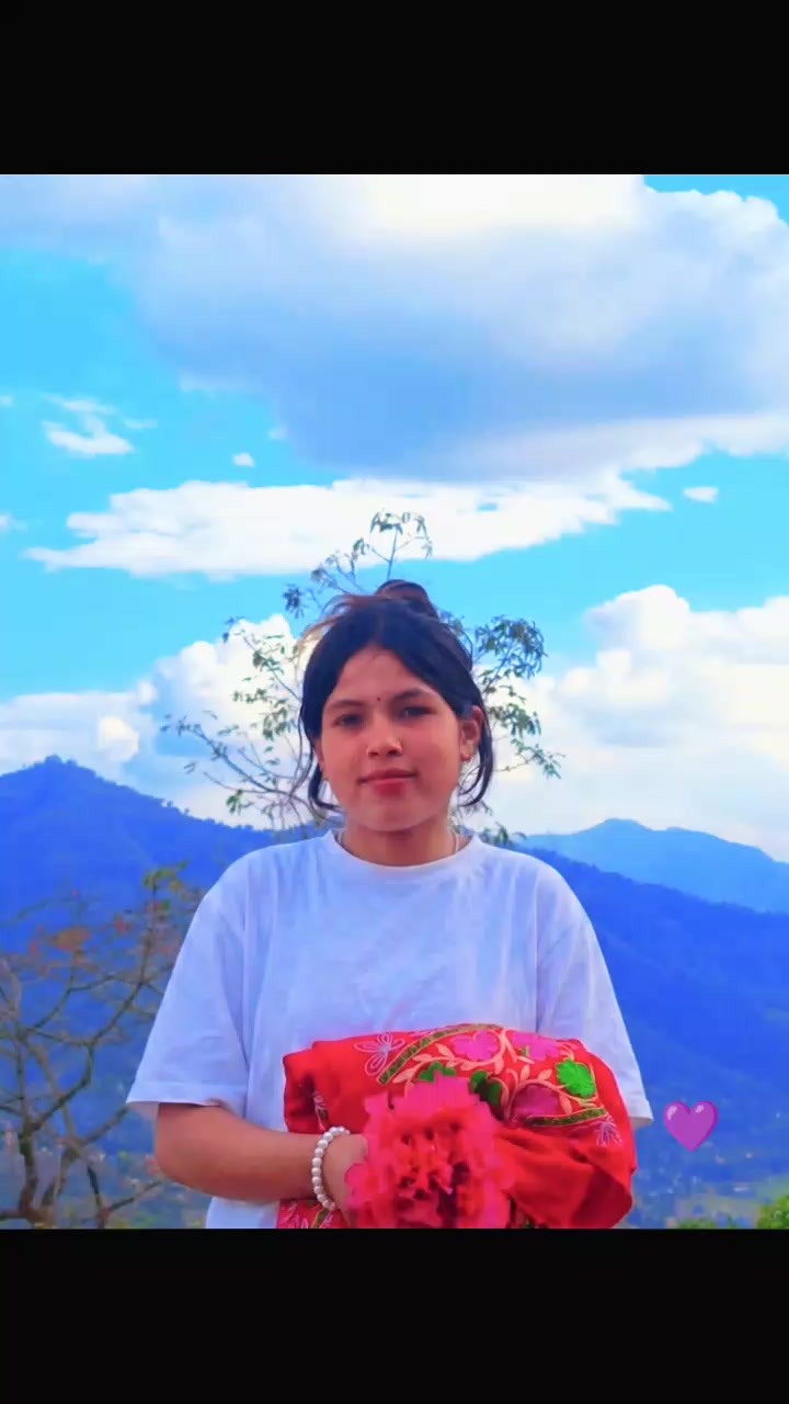 @kopila chhetri 👰👑🦚🧿💗