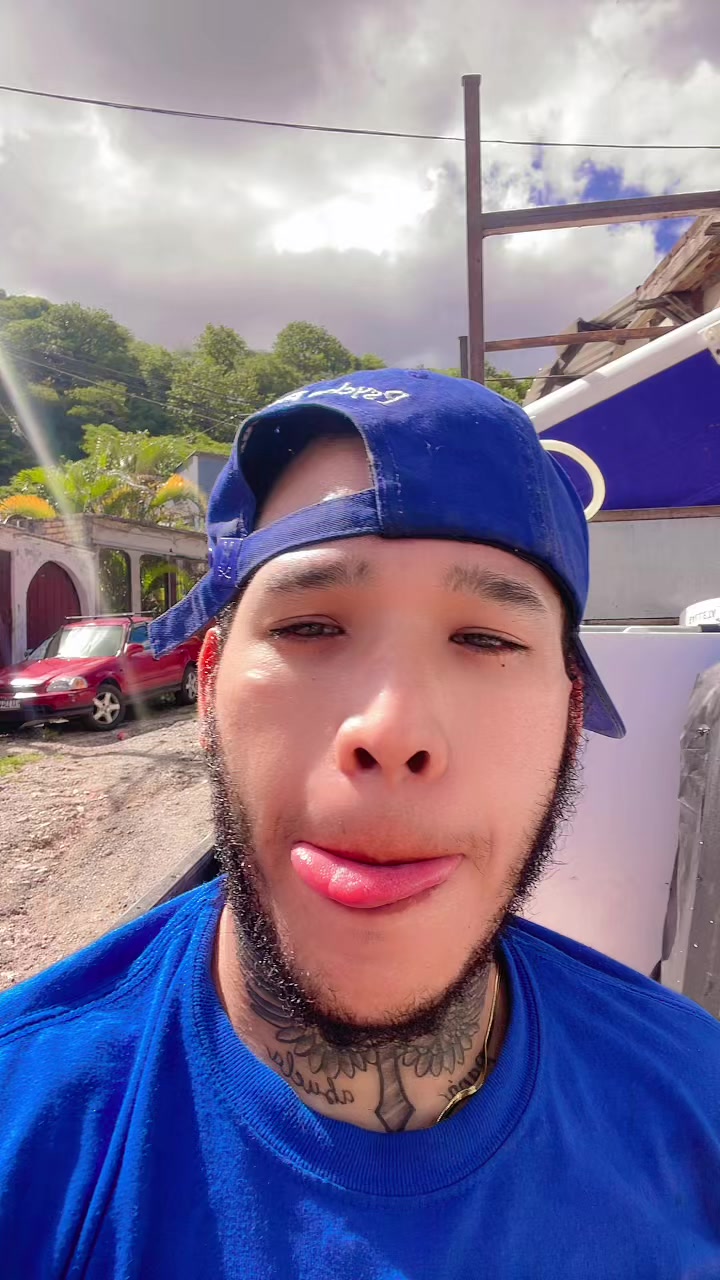 @UnchamoenHonduras💛💙❤️🇭🇳