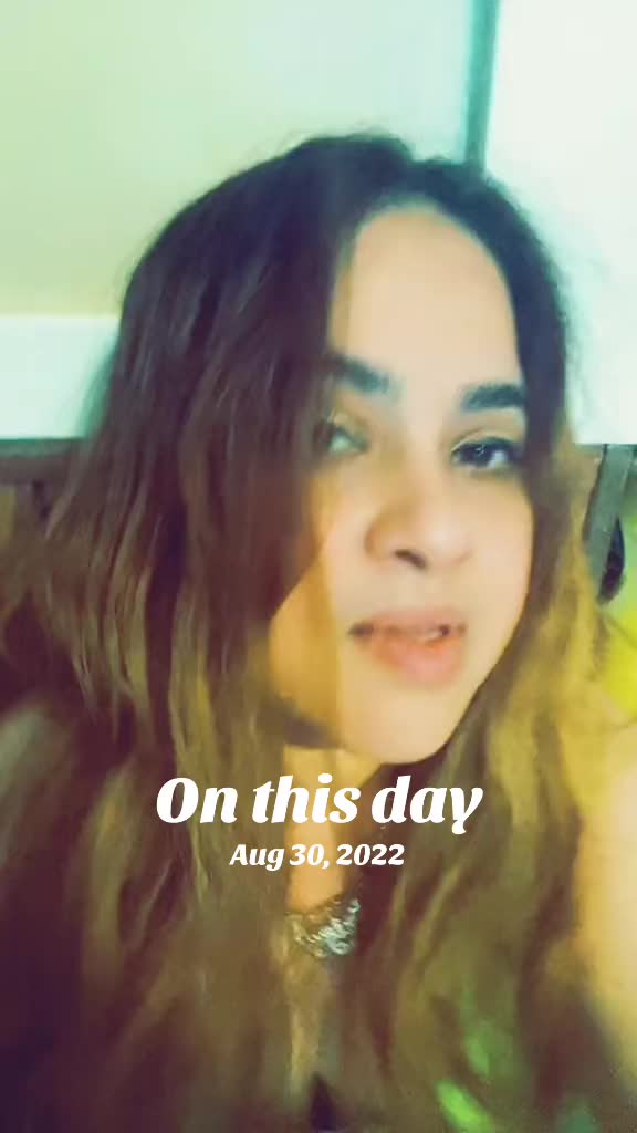 @PRIYA 3😘