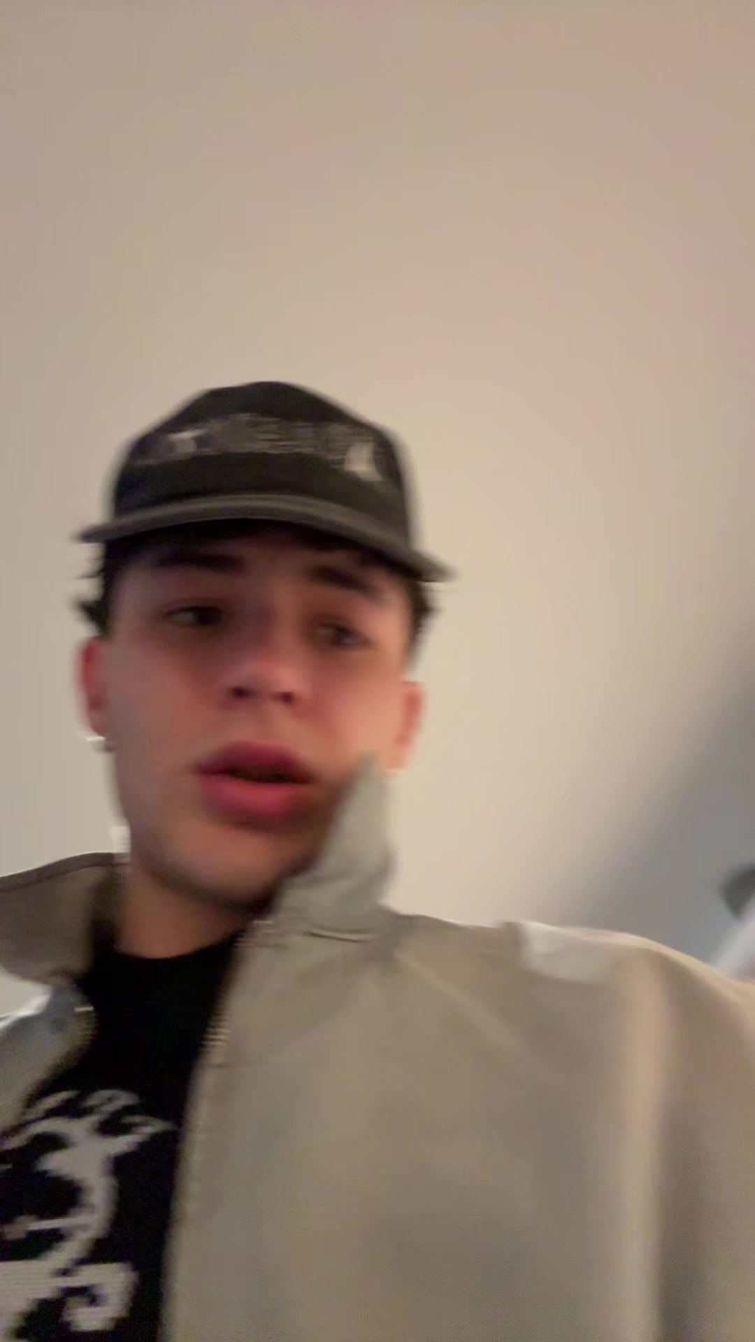 @ian zualet