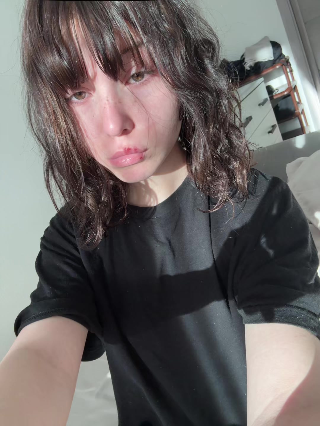 @👅