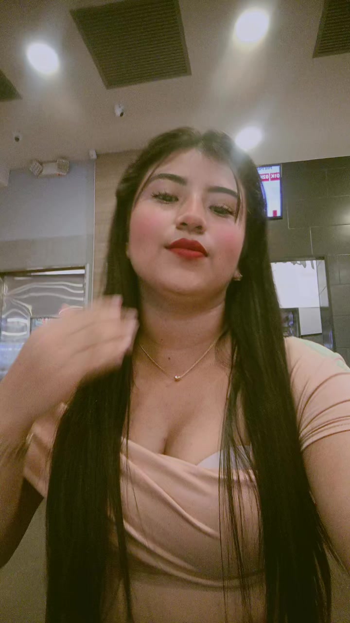 @ℭ𝔥𝔦𝔫𝔦𝔱𝔞💋