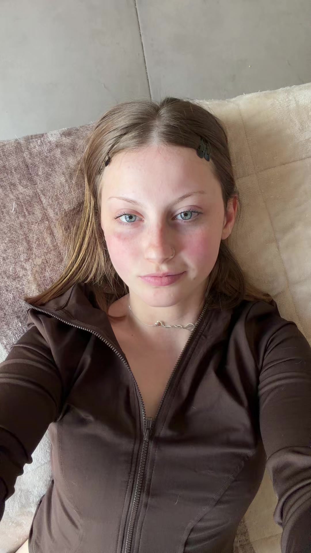 @abru
