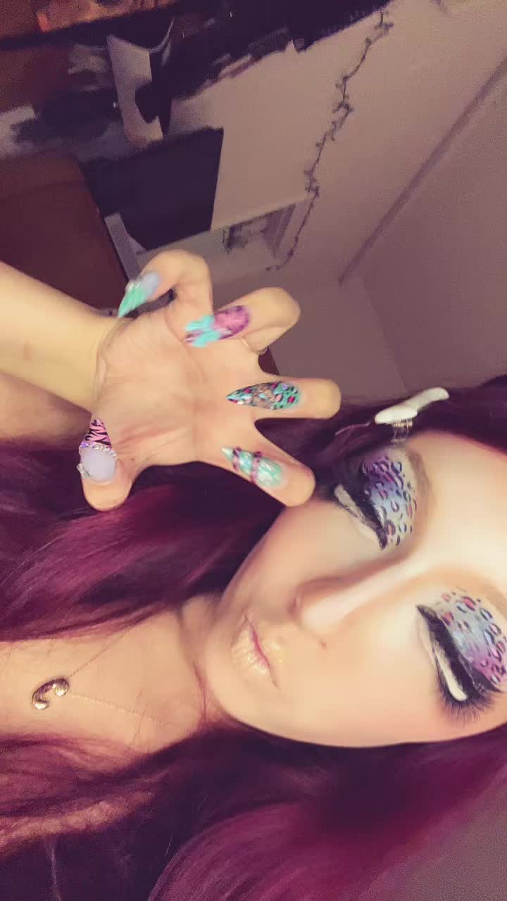 @Kris<3