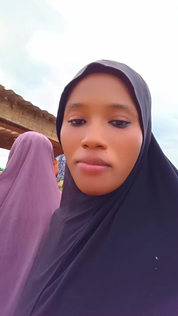 @samiat badeji ♥️♥️♥️❤️💞