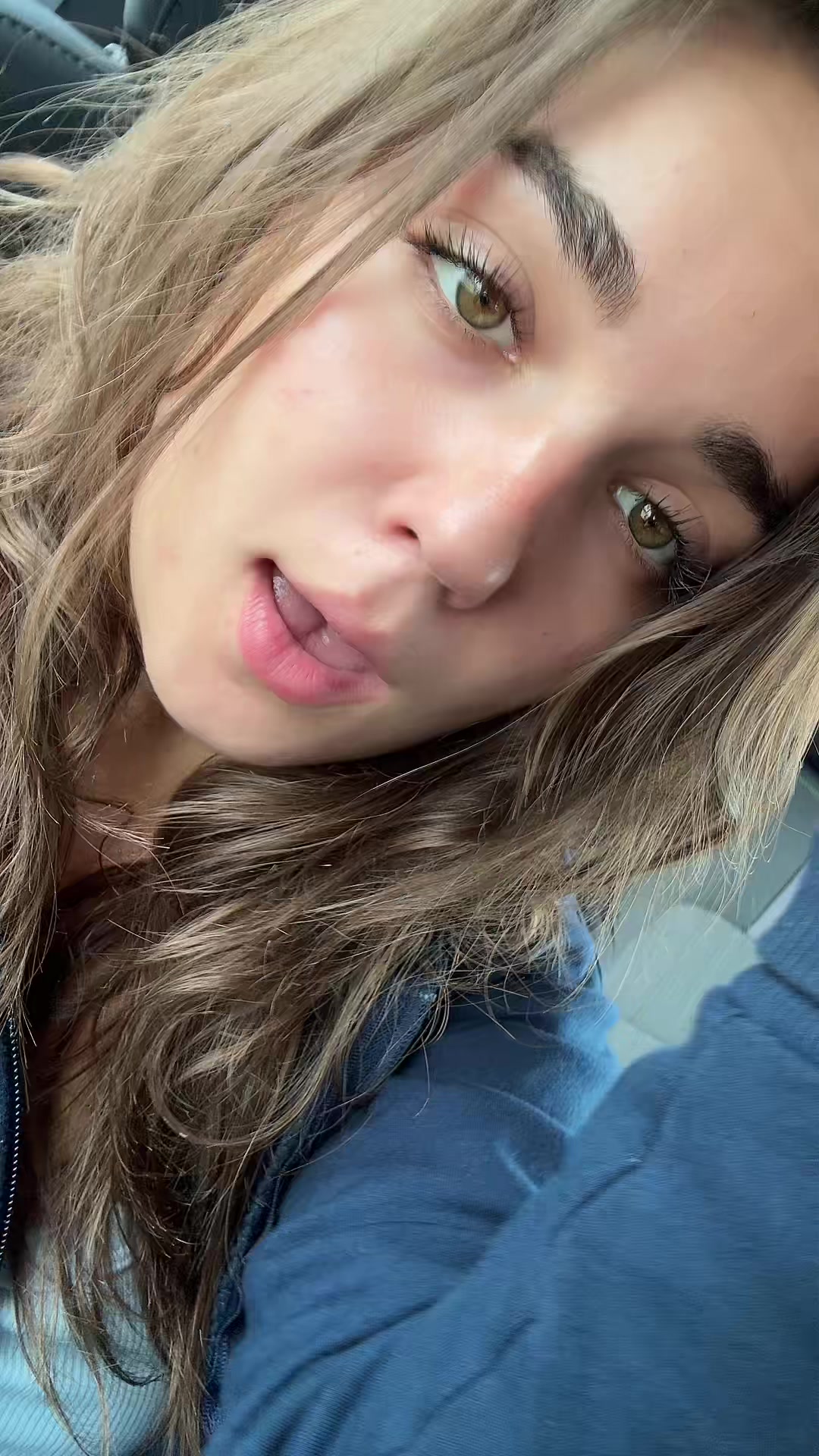 @hellafunchick