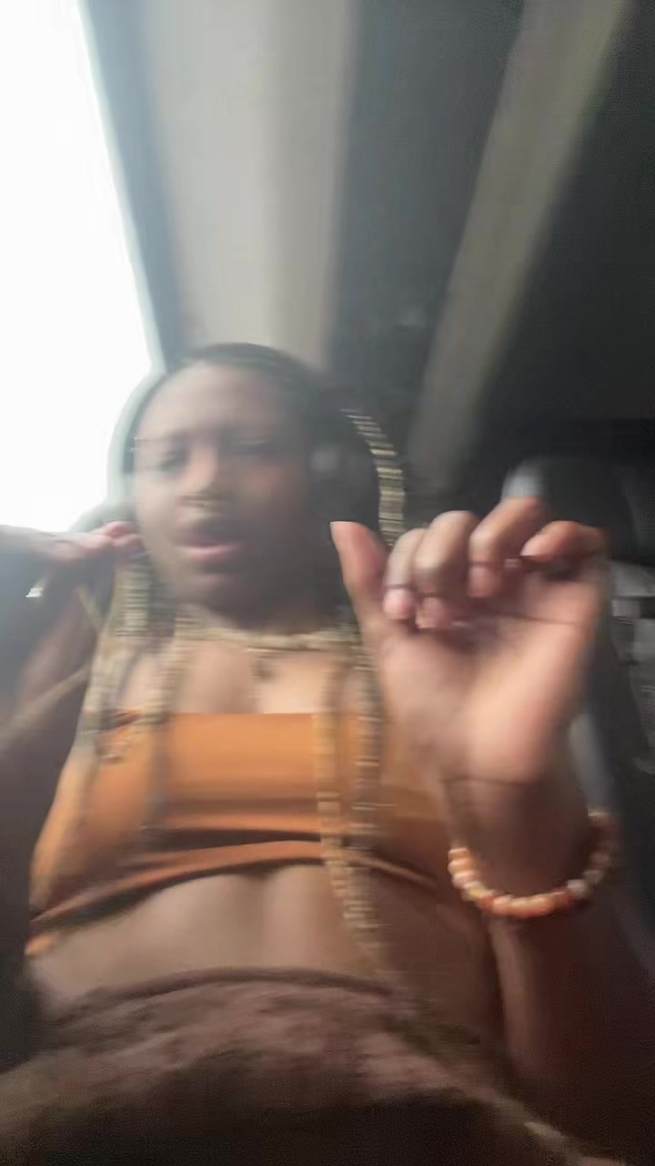 @hyzy