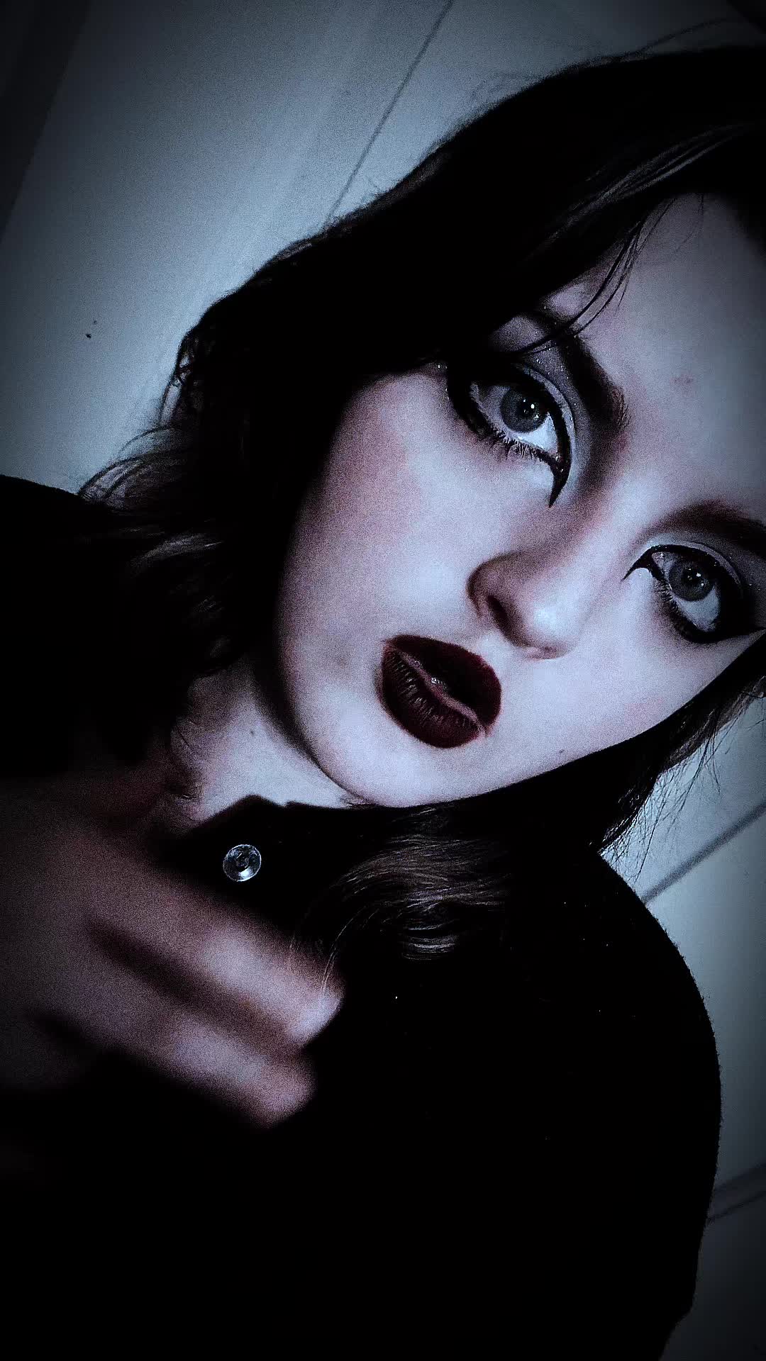 @Makeup_Show_Horror_Tell