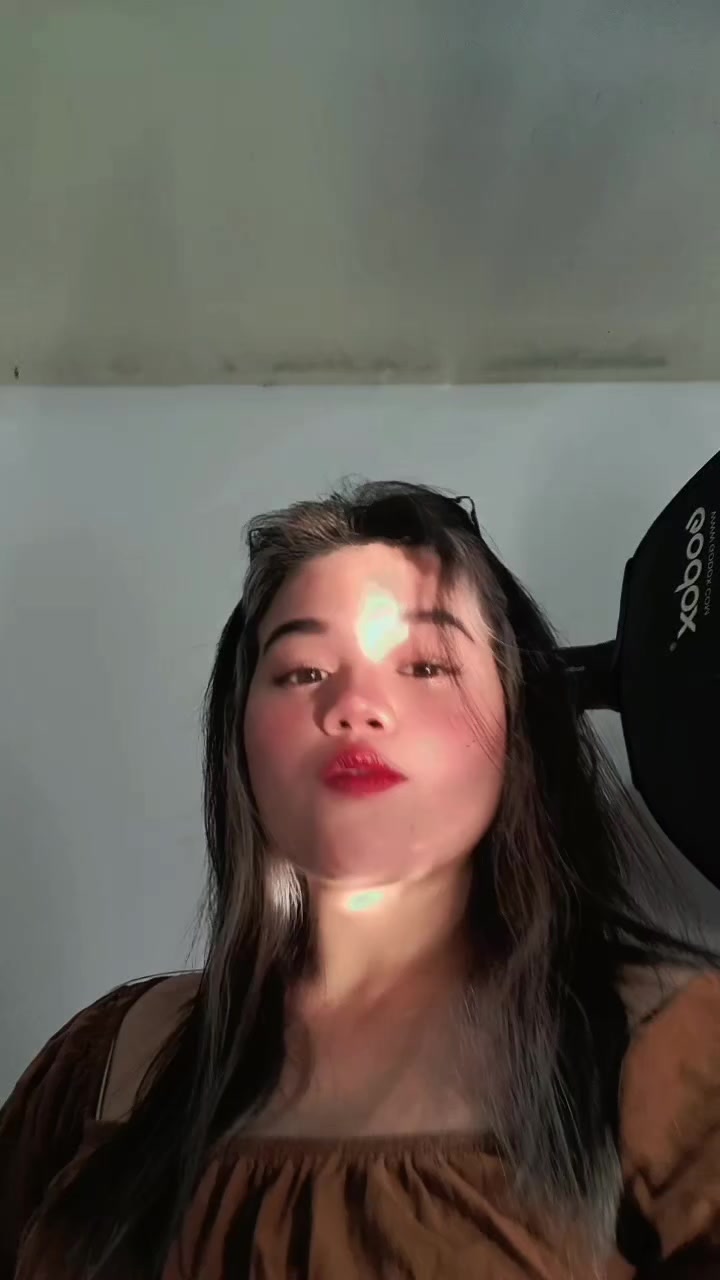@hi_missviadnes