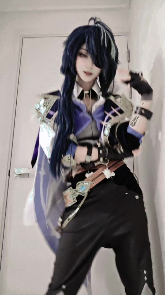 @퐁퐁 ♠︎ cos