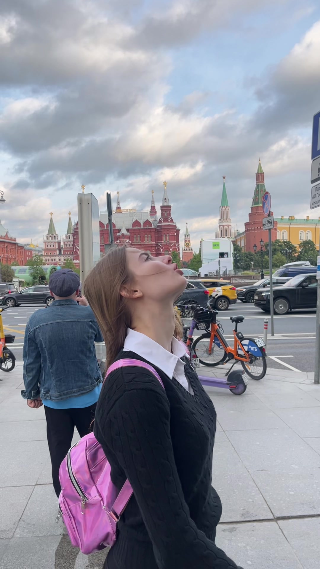 @тгк: Юля покоряет мир