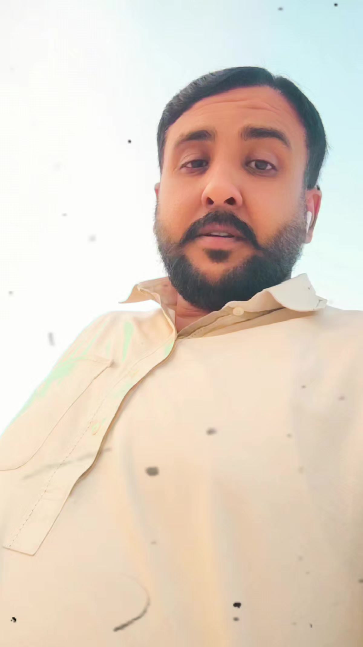@Naveed Kashmiri 🦁