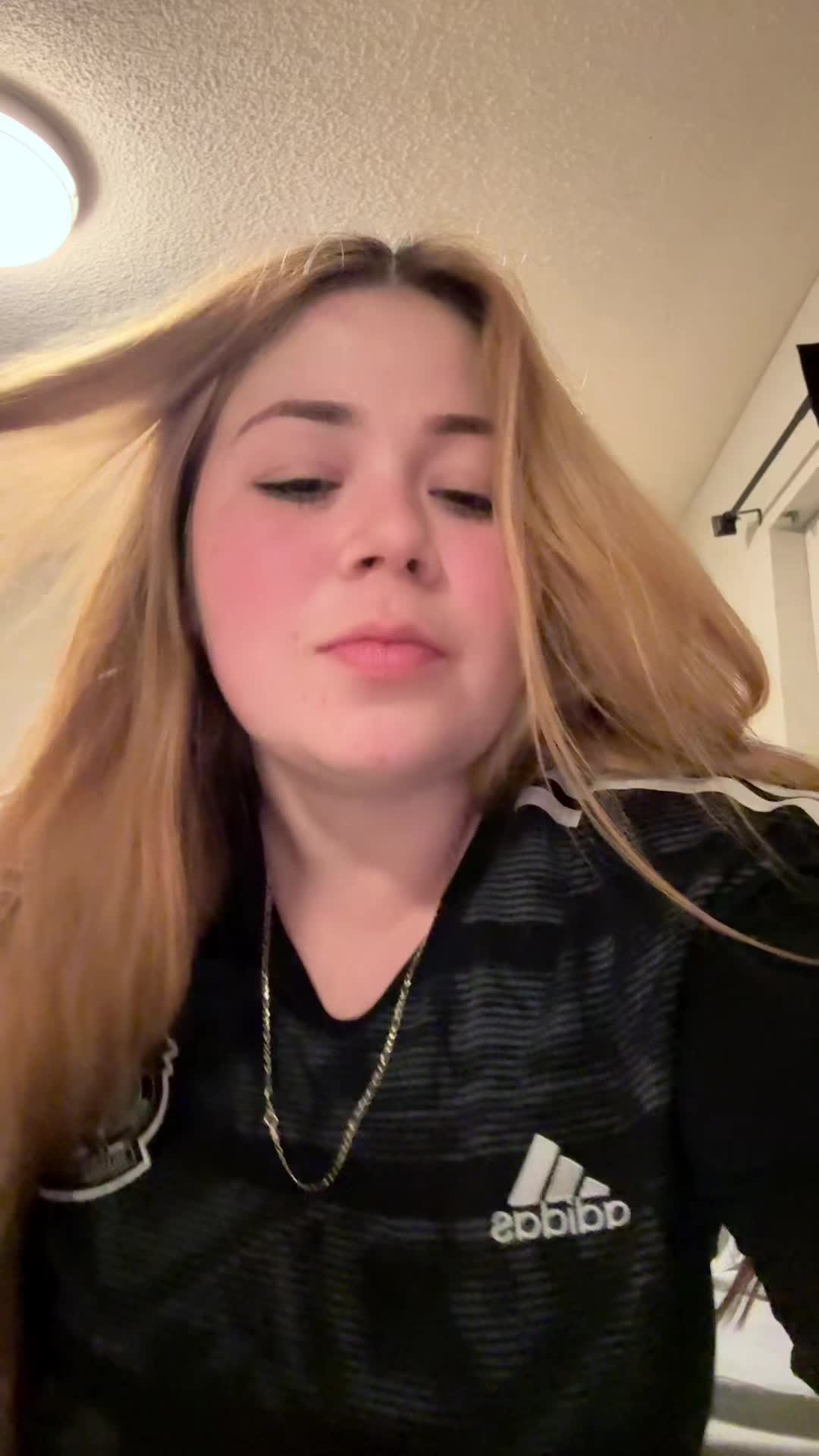 @Gabriela_11:11🖤