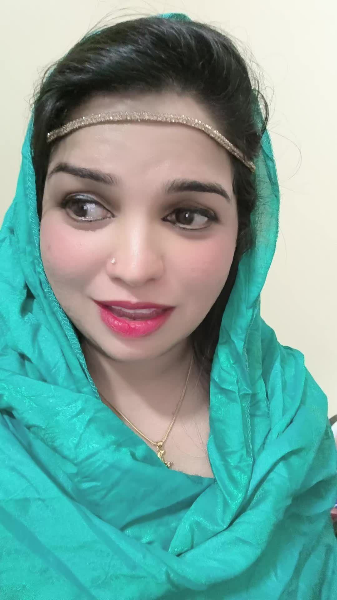 @paru👸💚🧡❤️