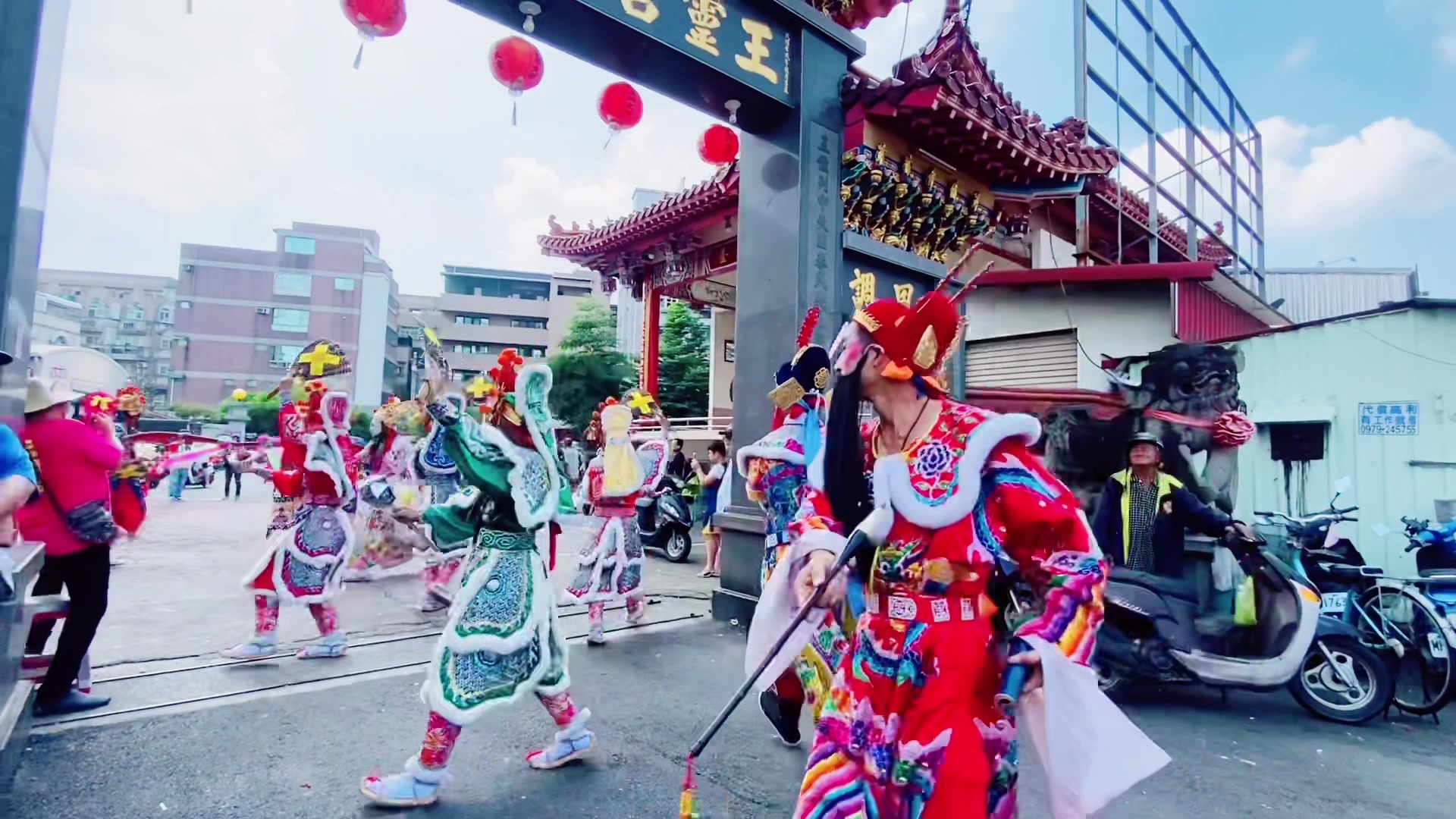@ER哥走廟會