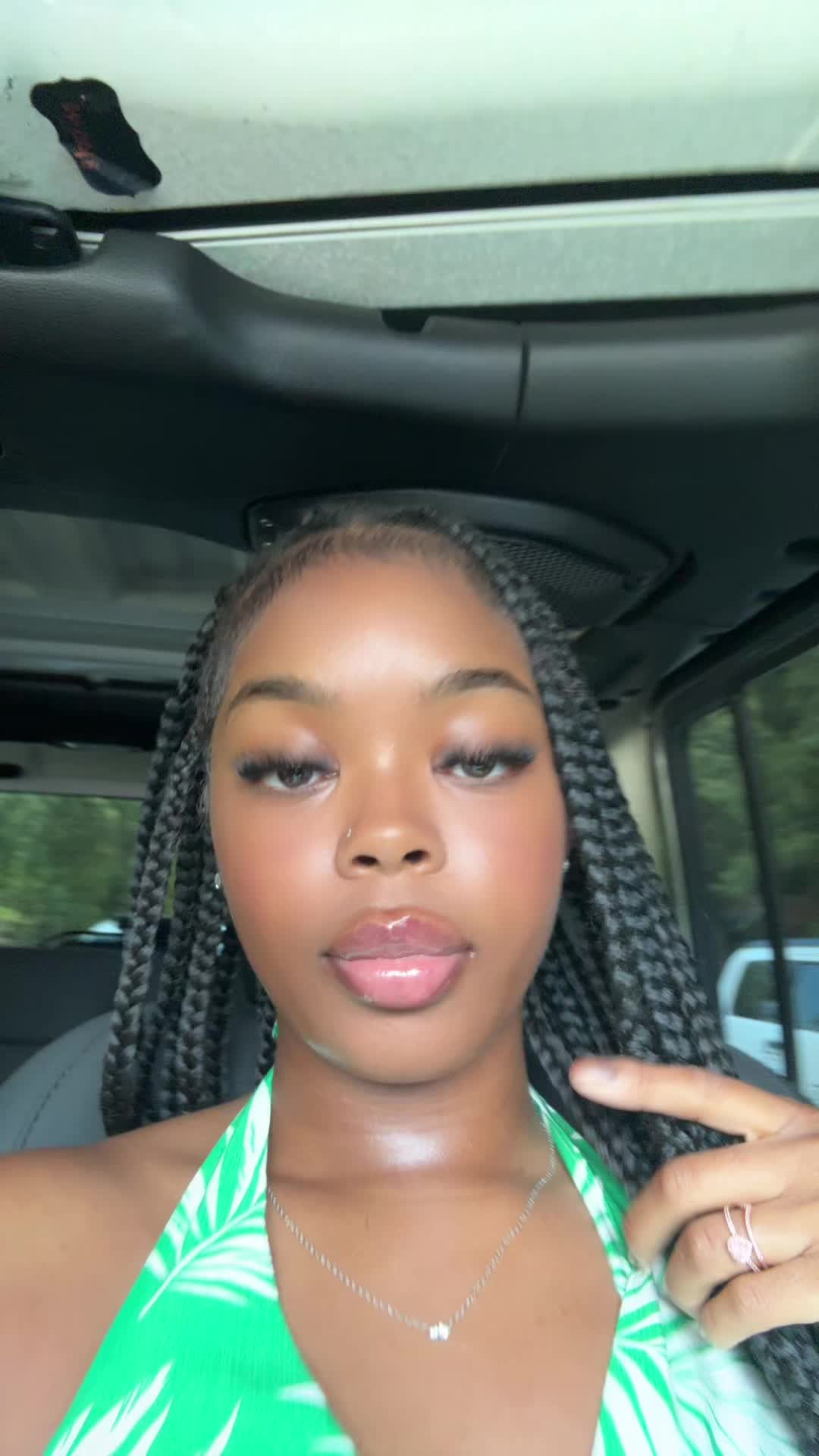 @xyniaaa