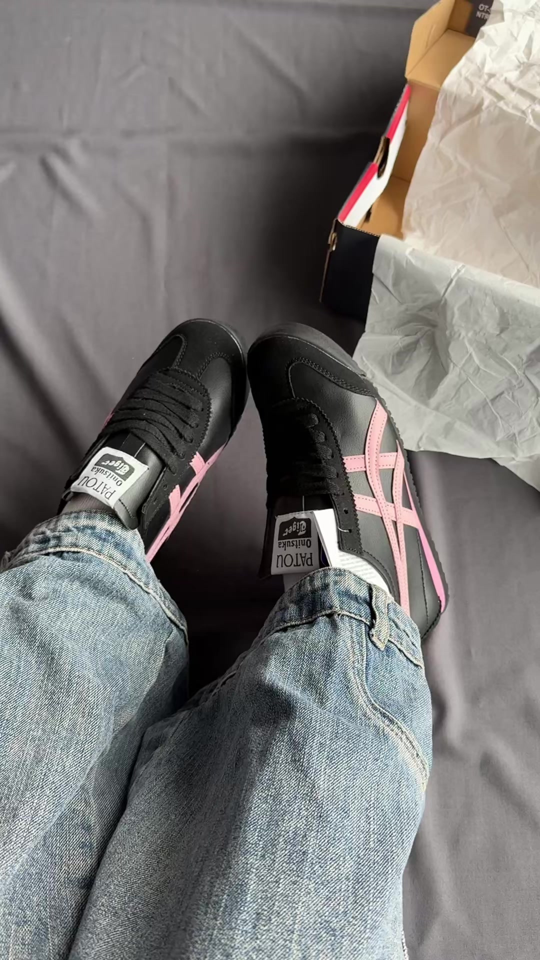 @HL Shoes Store