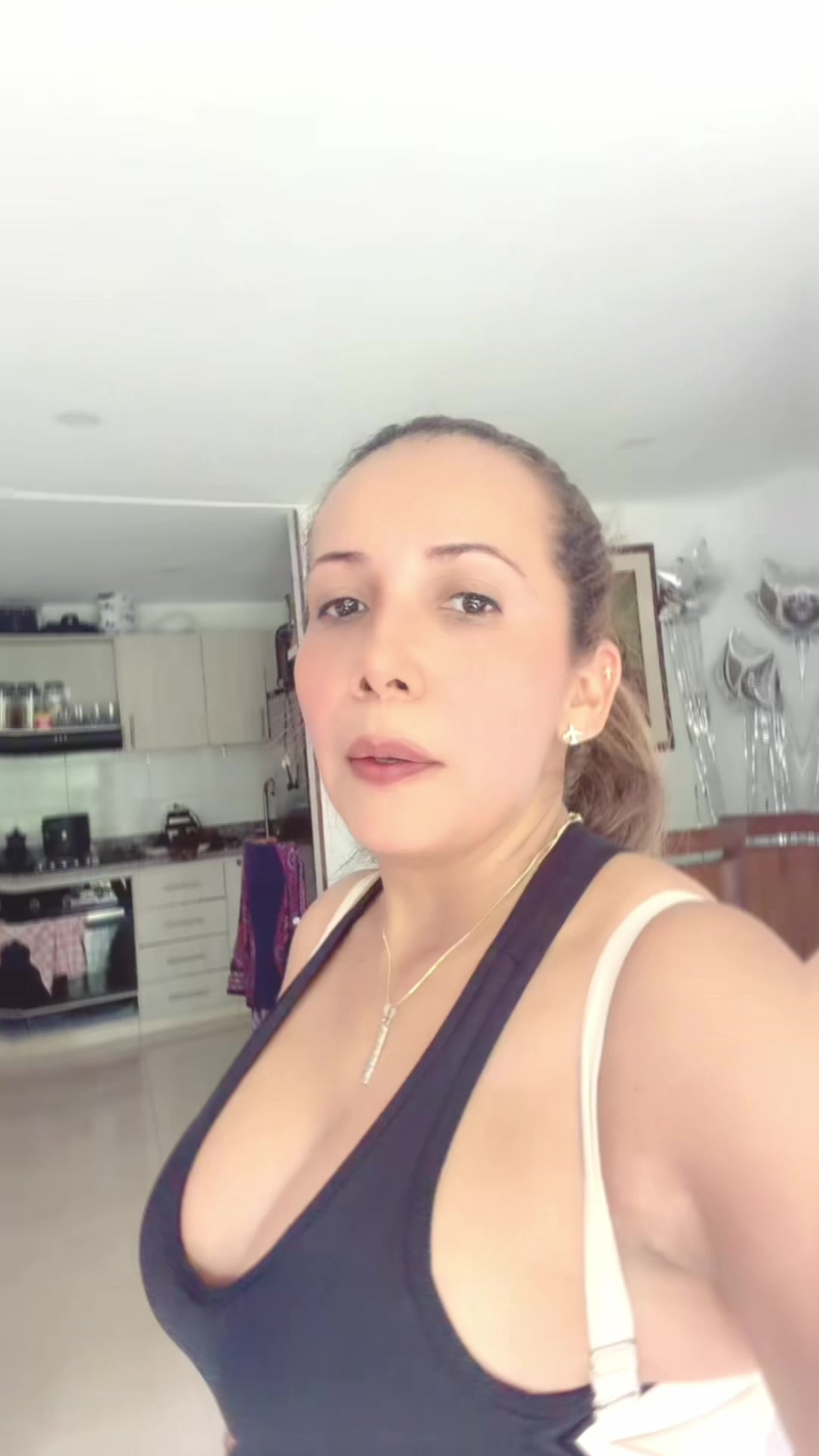@Angela Paz