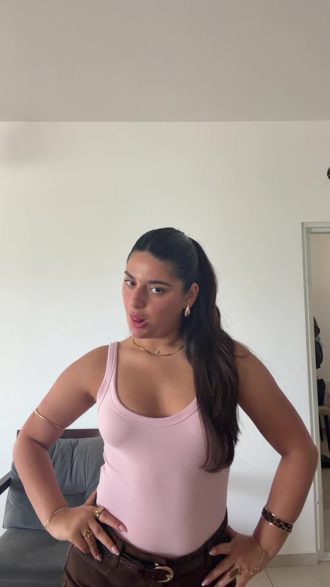 @Shirashaubi