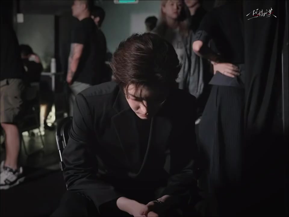 @侯明昊