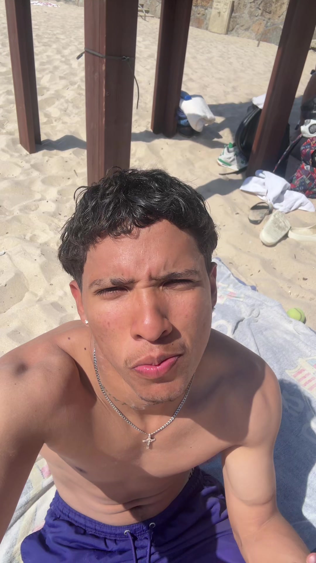 @Chrisss
