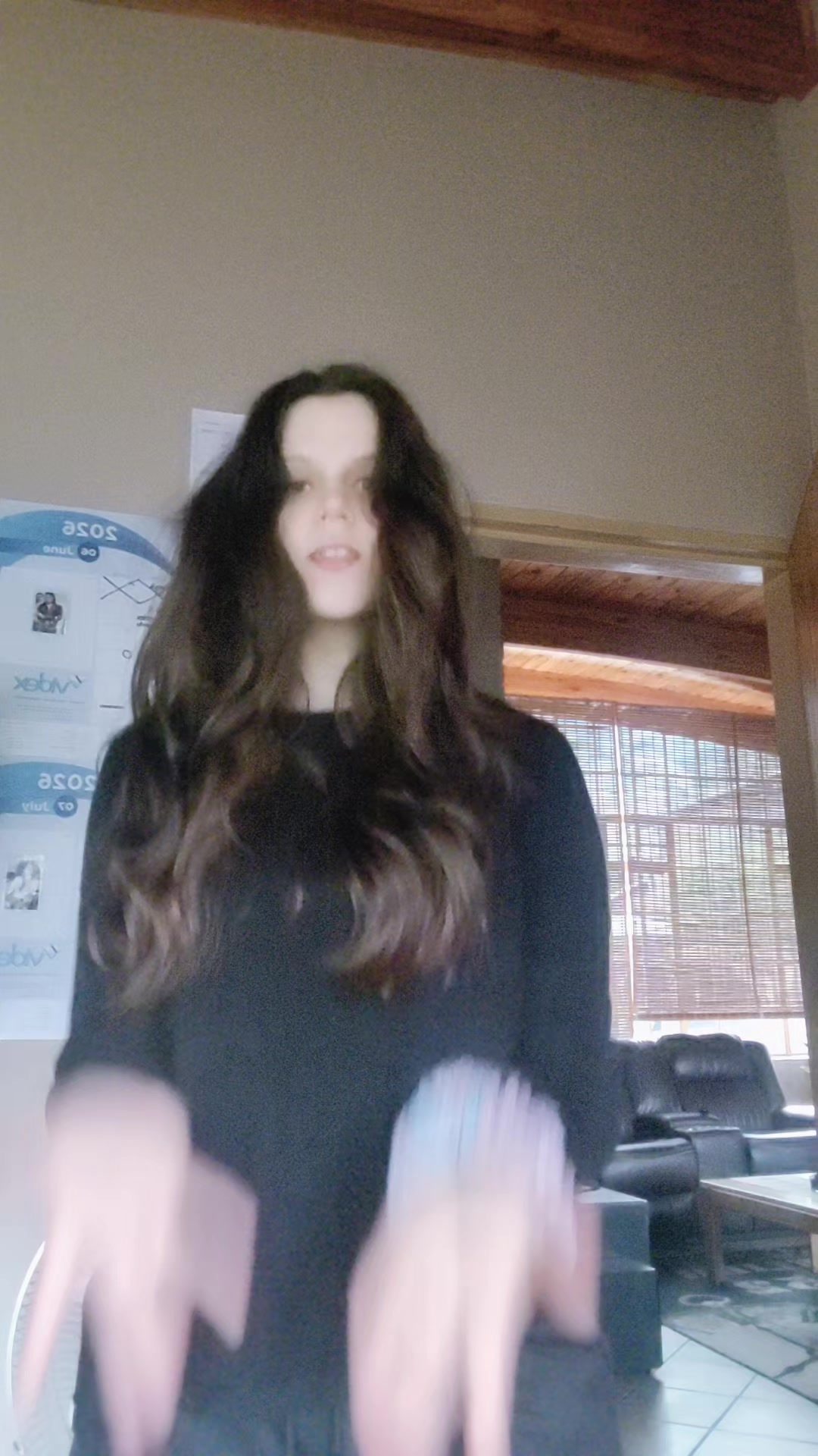 @not_bella
