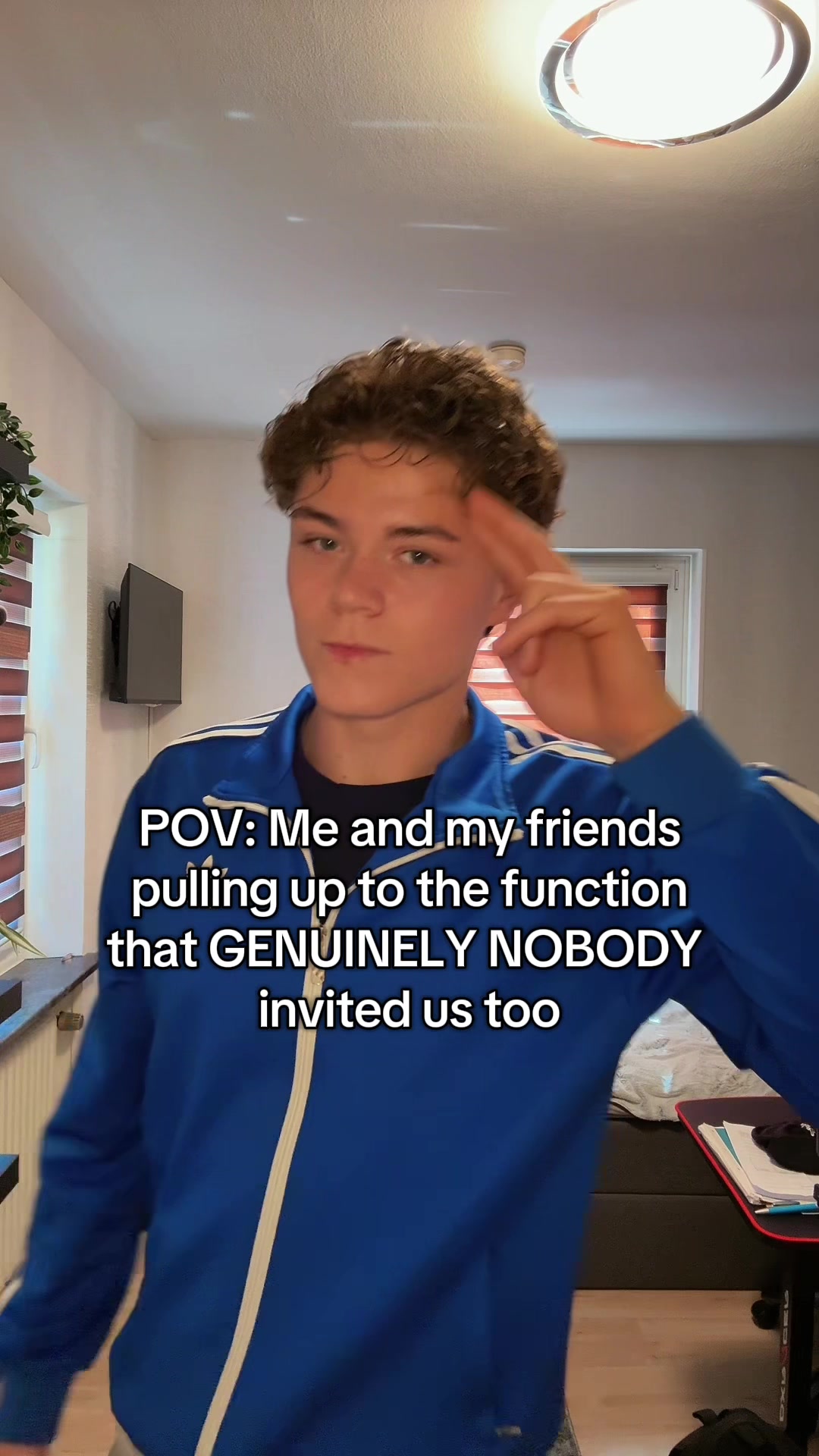 @Yvwes