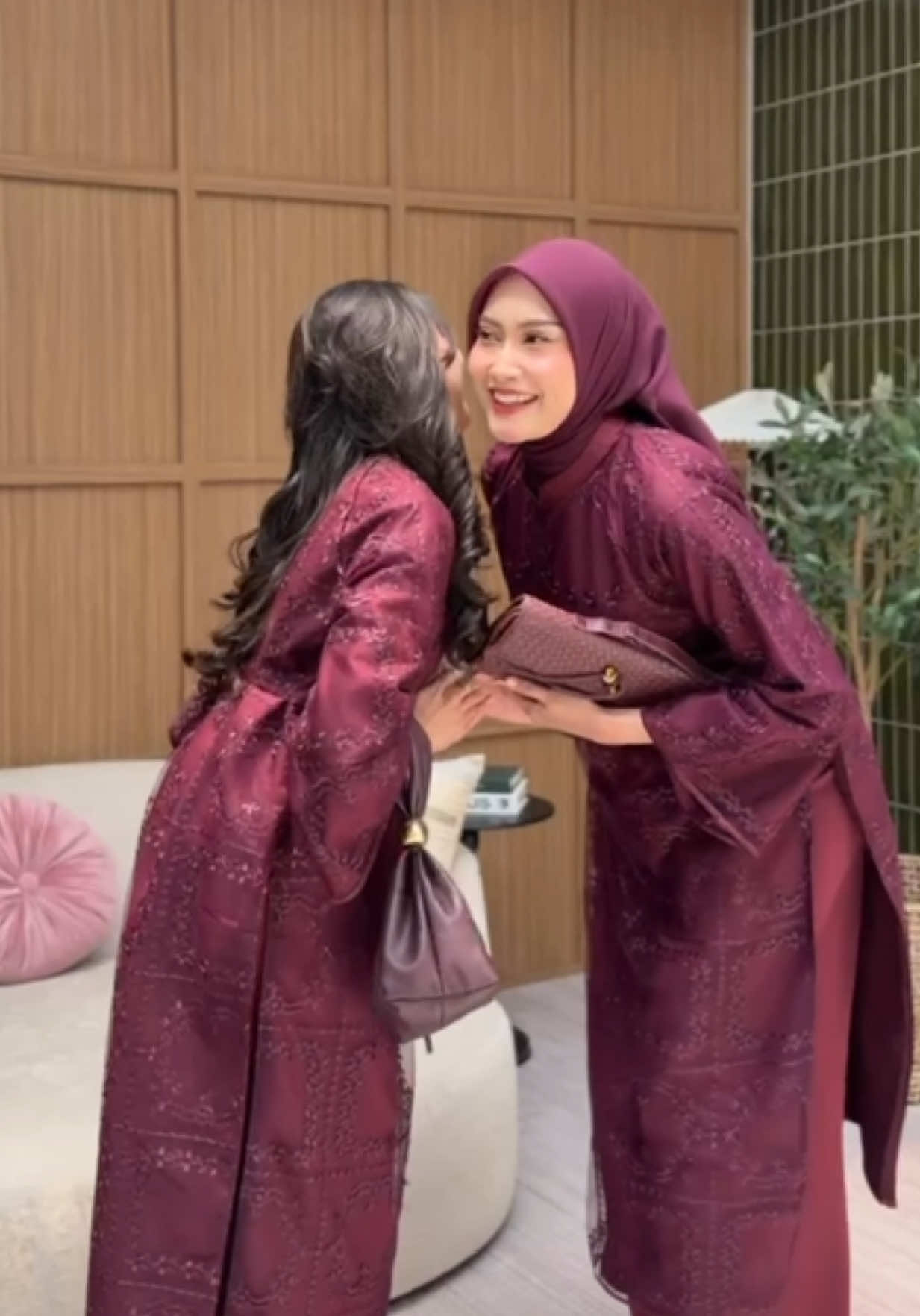 @hiladira