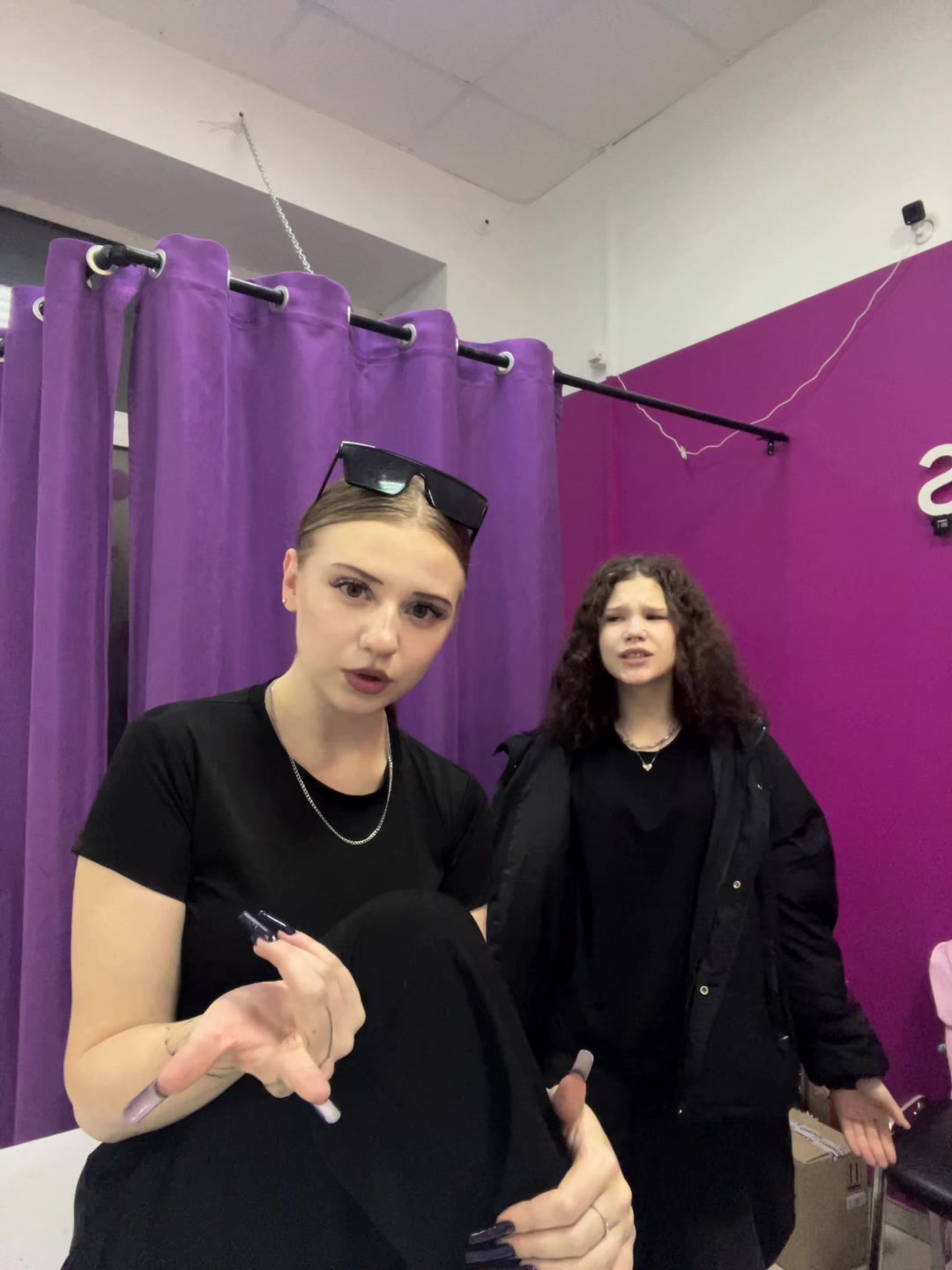 @Persikova