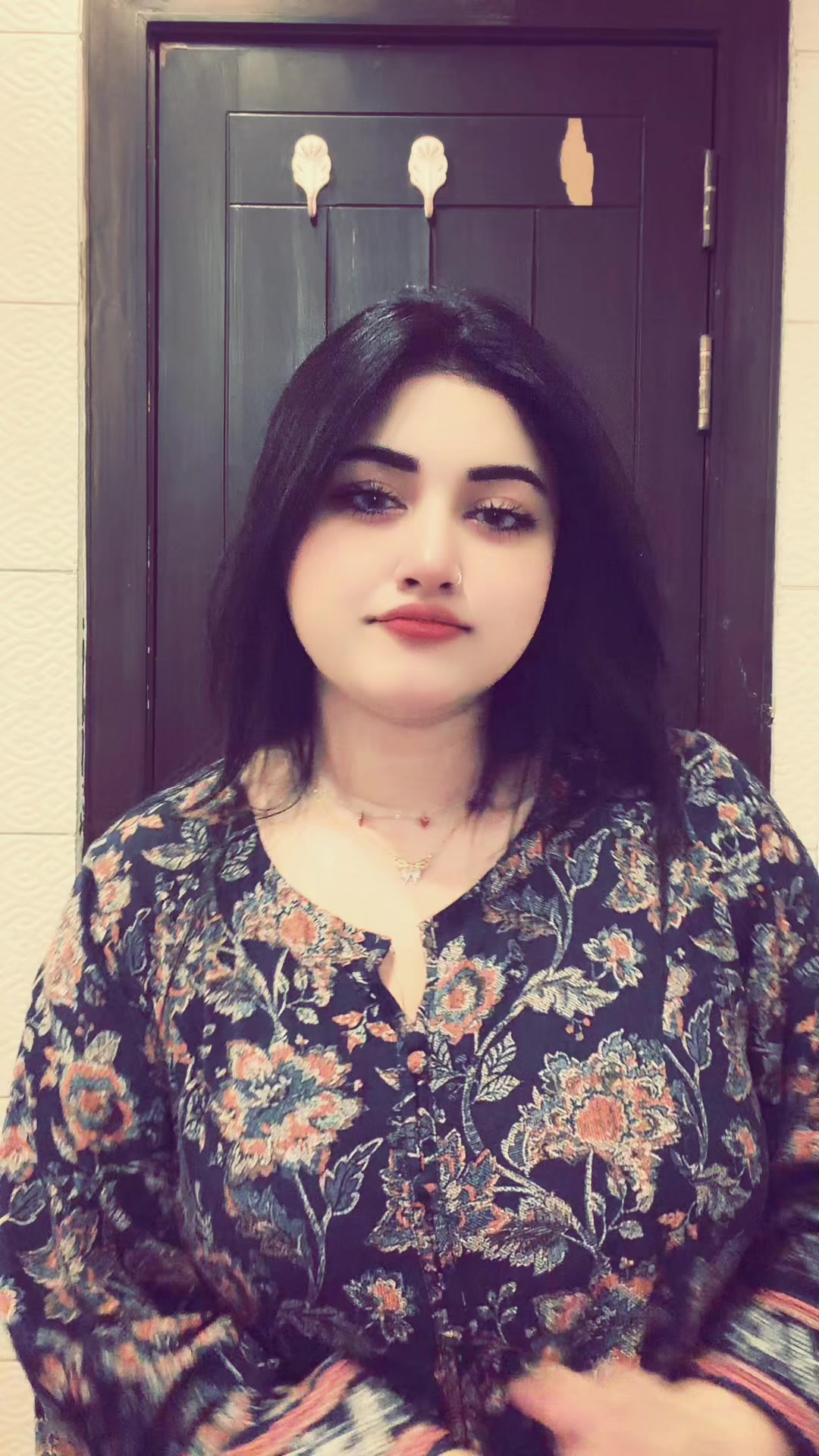 @Arooba