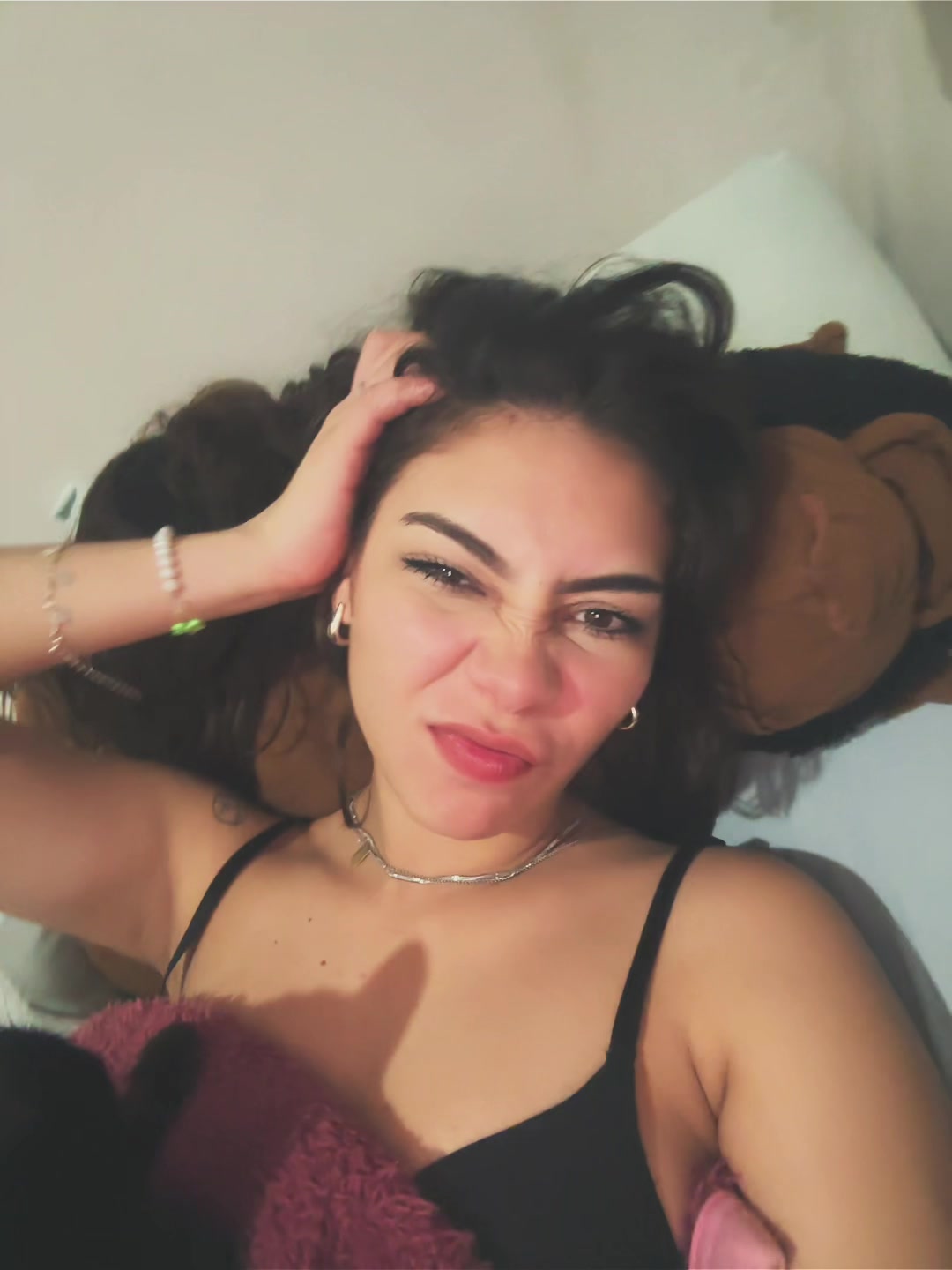 @Ana_damasceno
