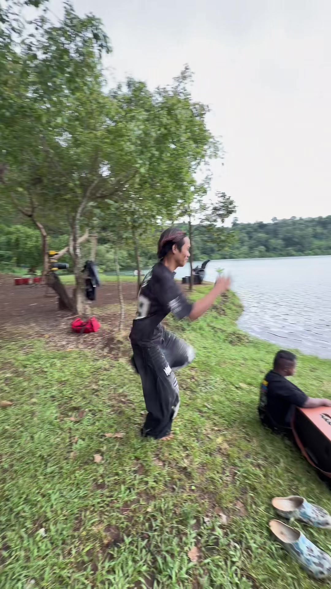 @គ្រូតូច
