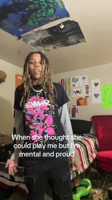 @ThatevilLightskinNon-Binary🦇