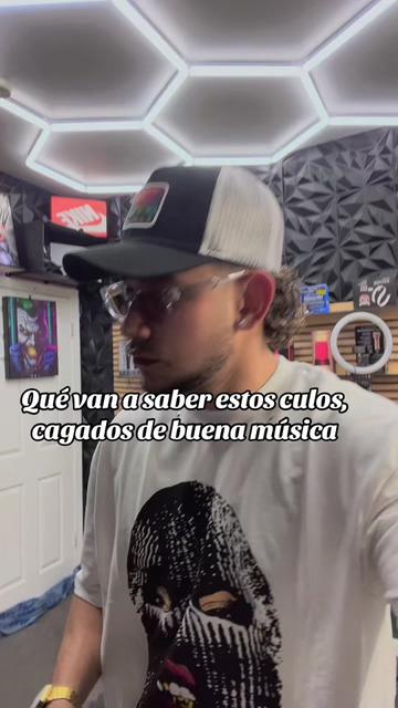 @#BarberoGufy🐧❄️el príncipe🤴