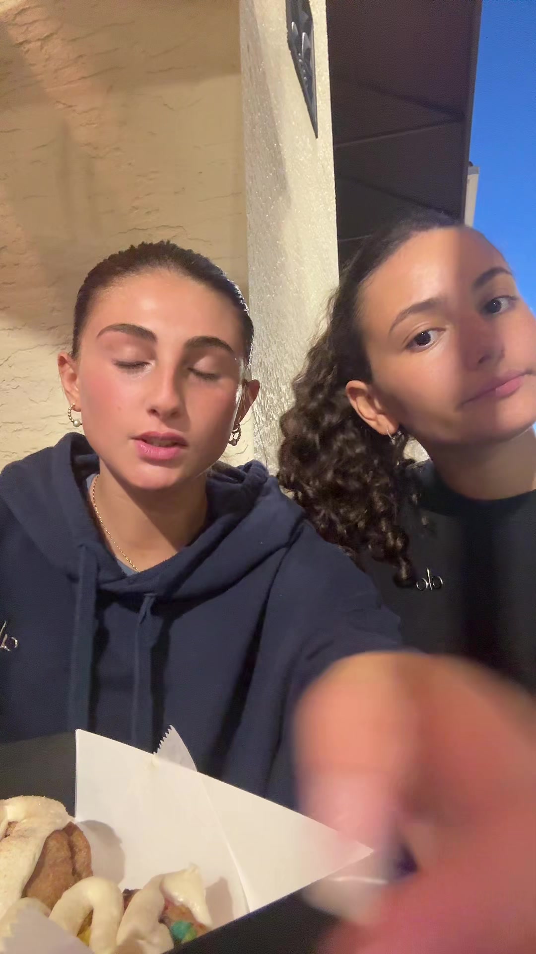 @maddie🦄