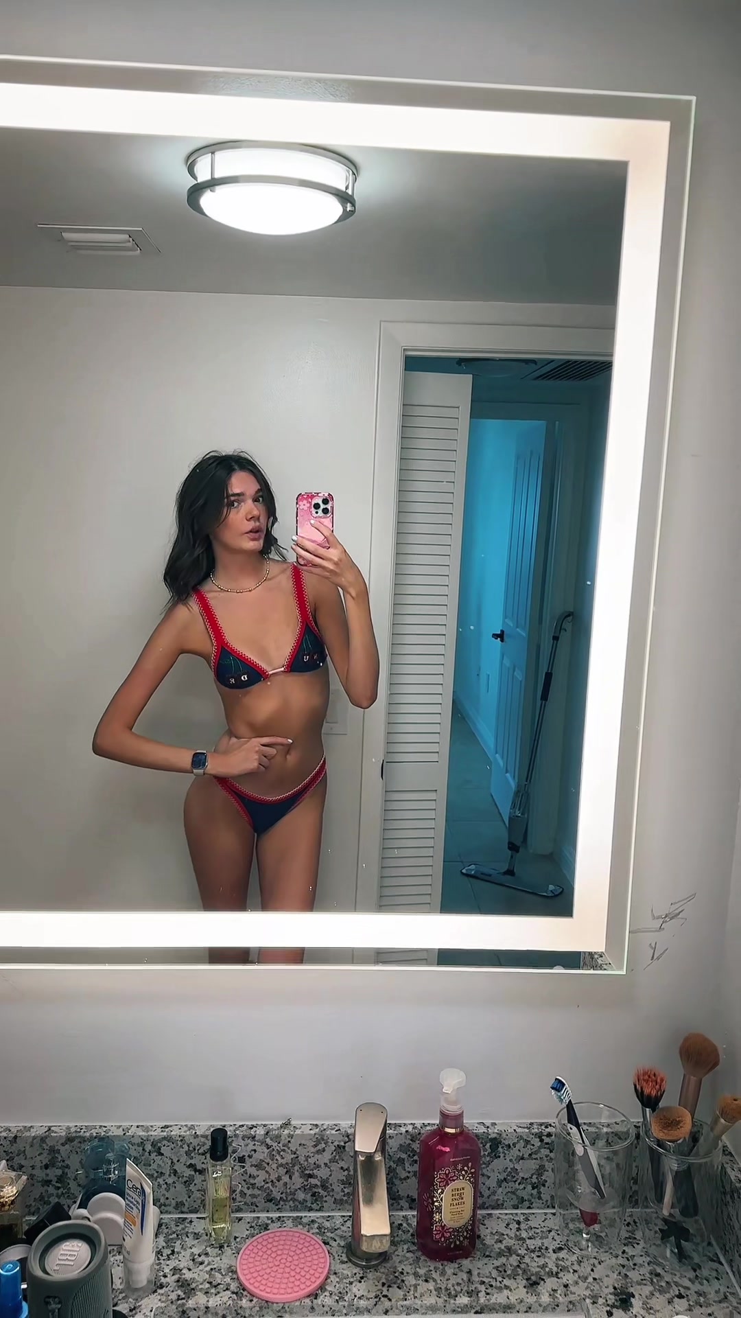 @Olivia Eigenberger