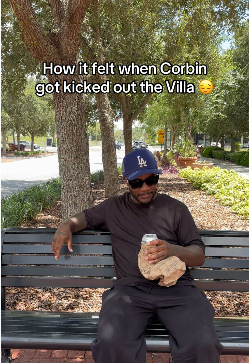 @trippinwithtrav
