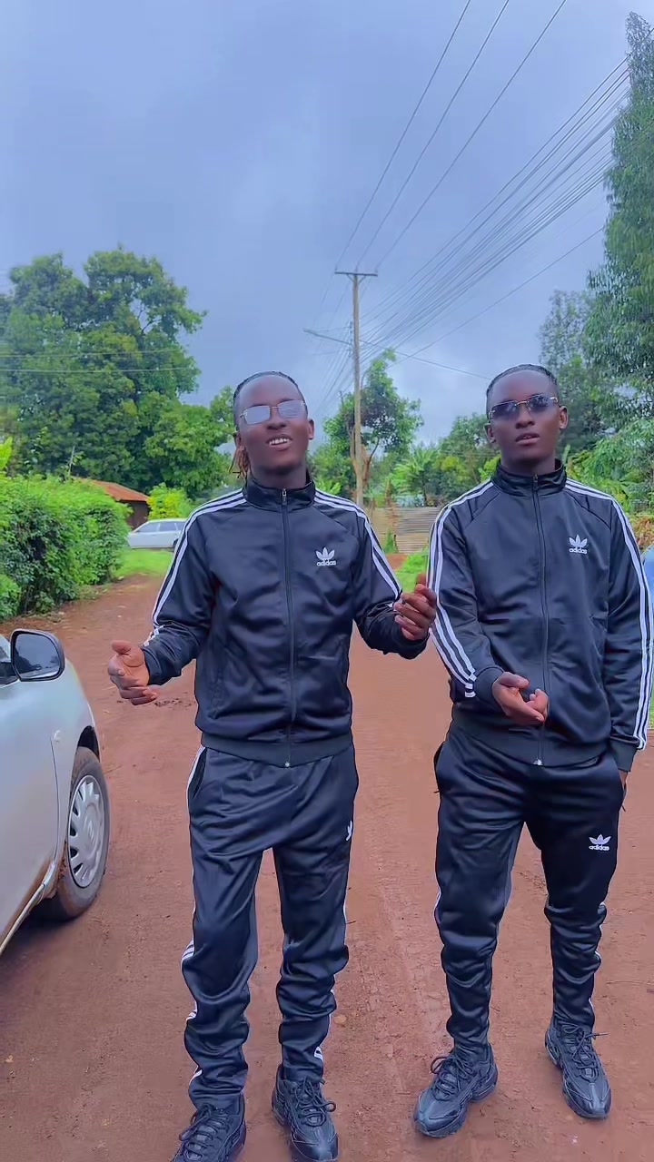 @Twinstars Africana🇰🇪