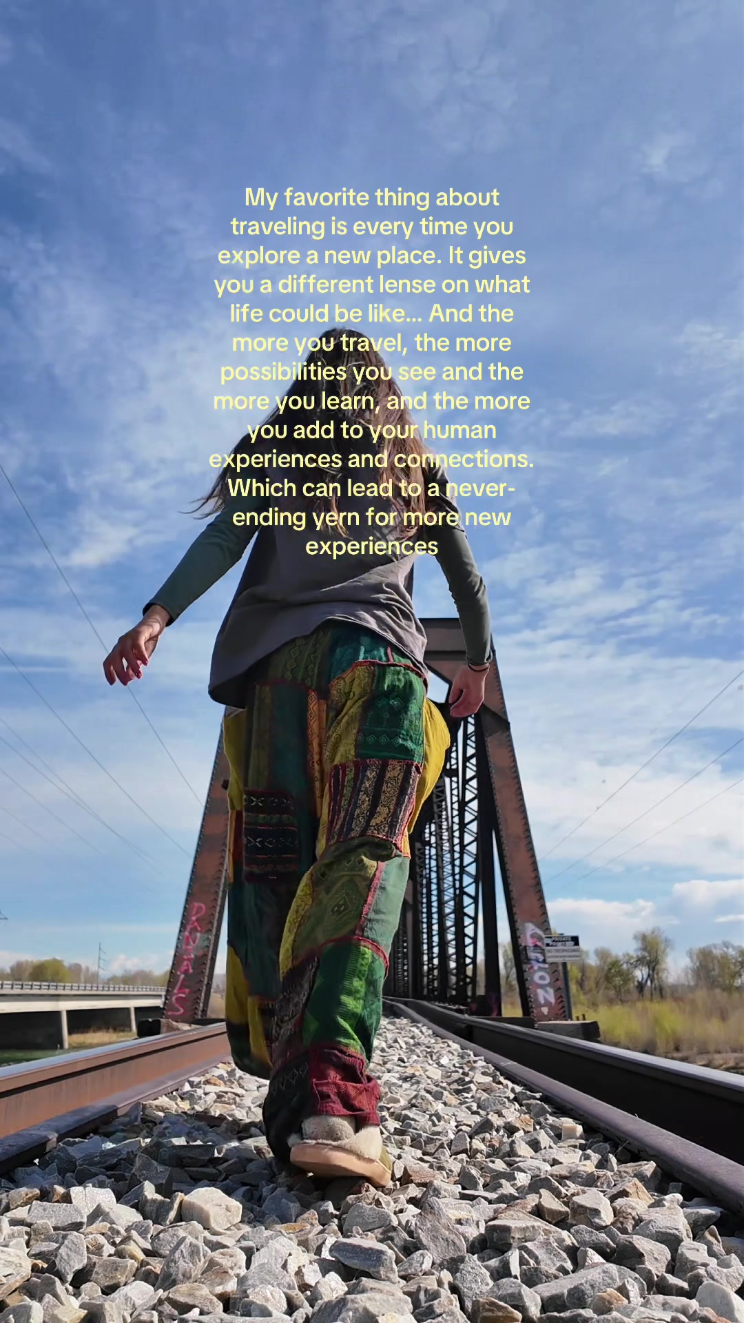 @Bee Bing | Artist | VanLife