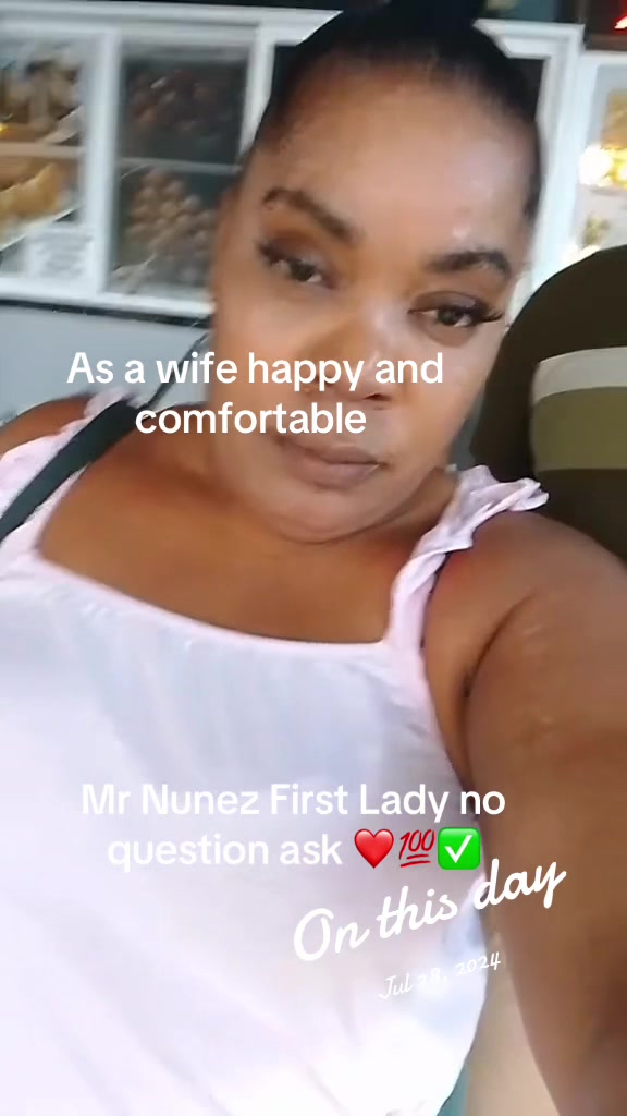 @Mr-Nunez’s First Lady