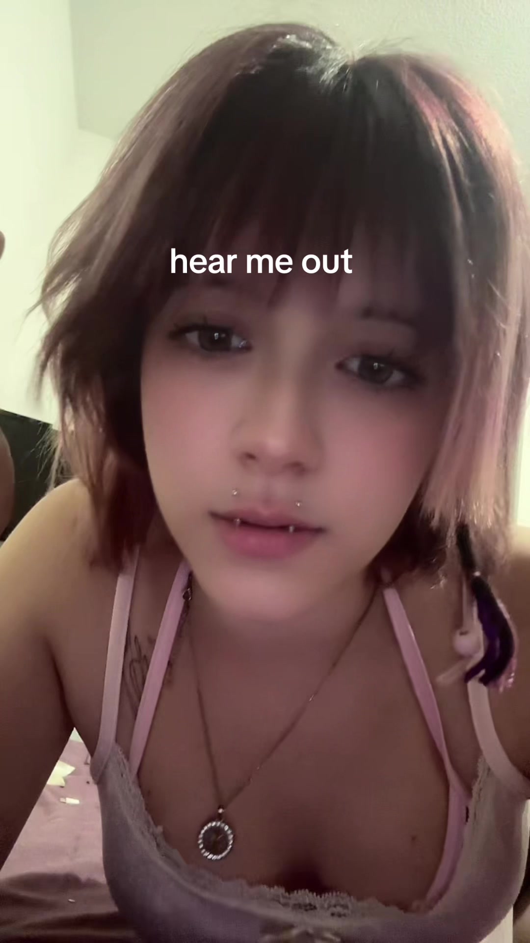 @ᑕᕼᗩᖇᖇ ✩°