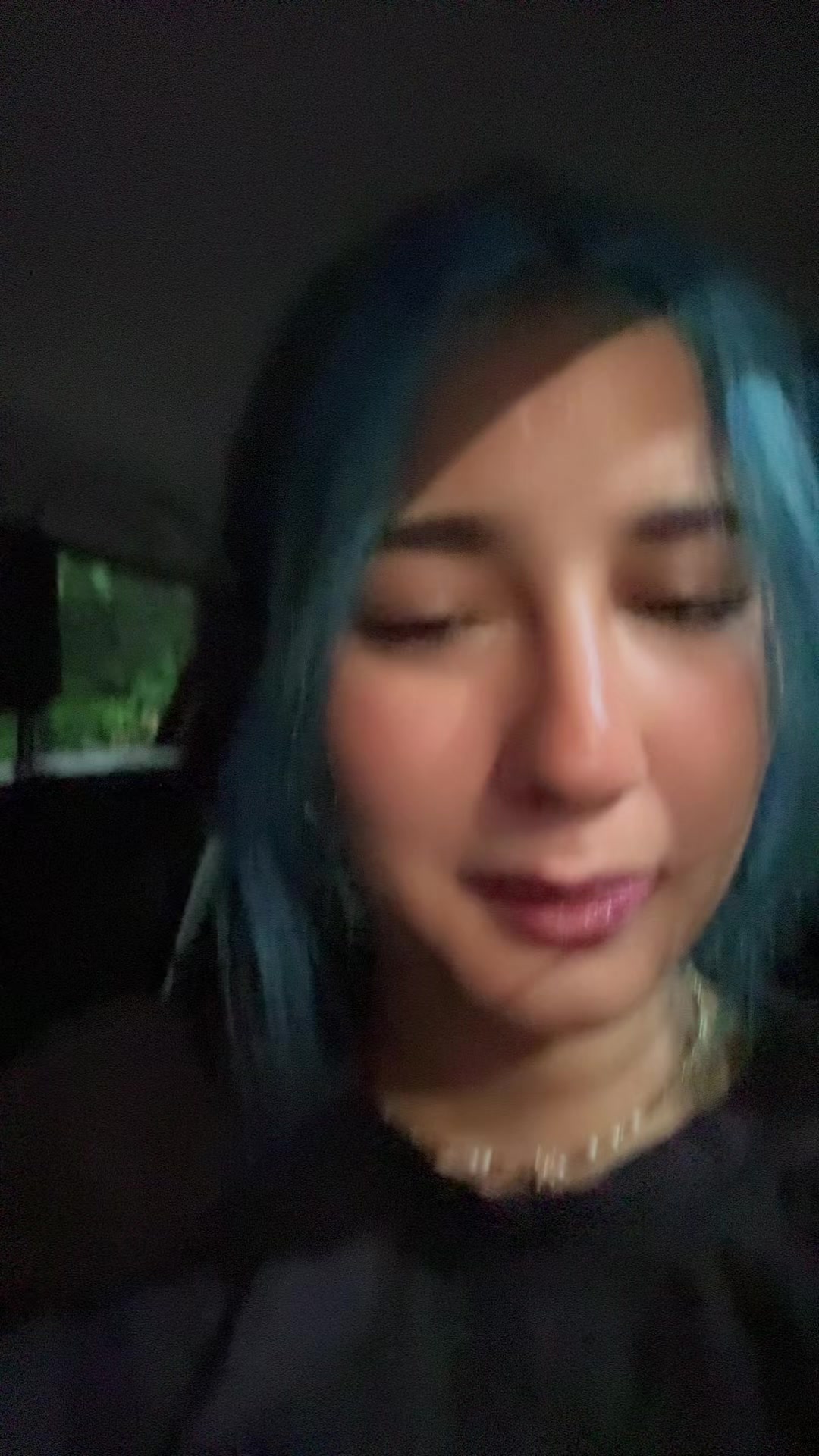 @^~^