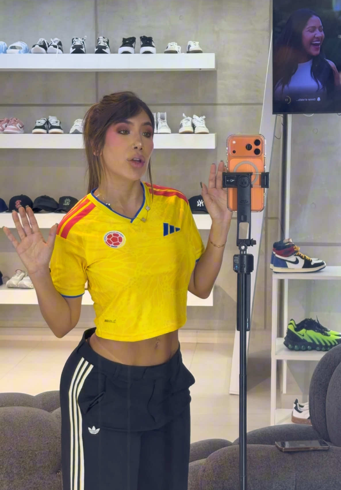 @Angiedayc