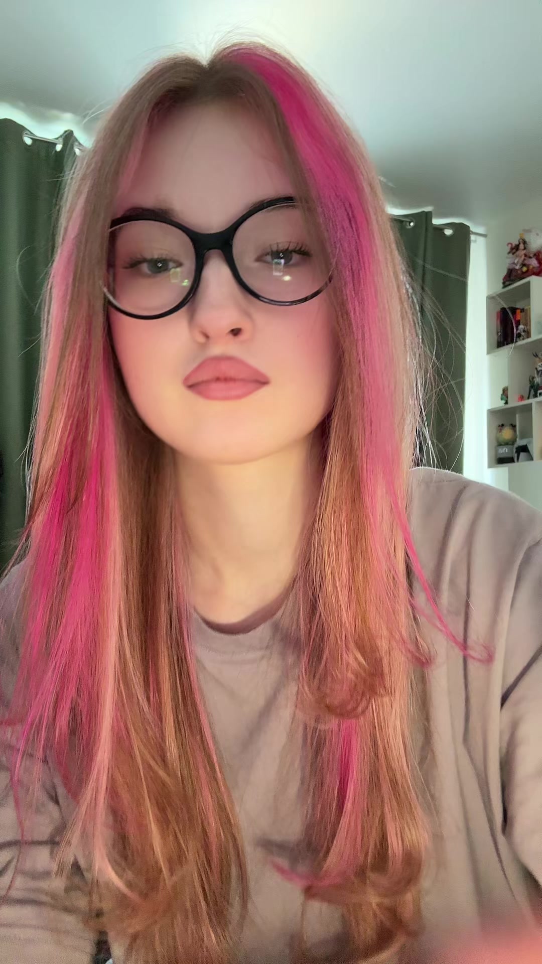 @pplluuxxaa