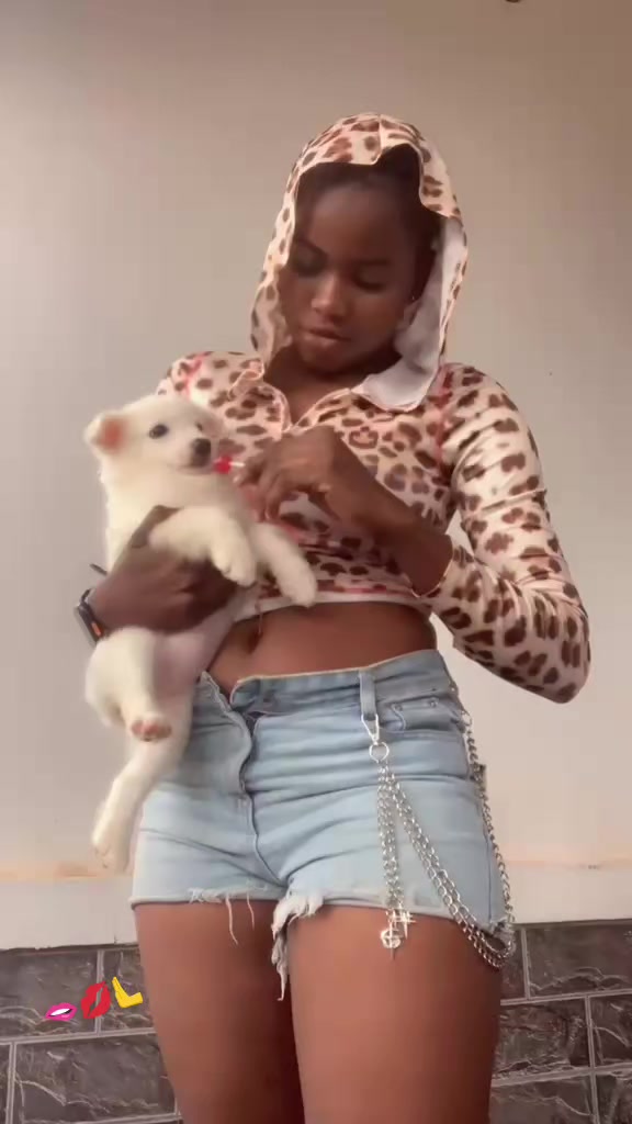 @ZiZi🖤🍒🗯️➿